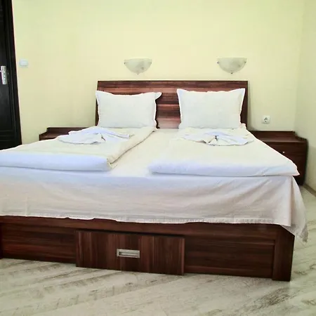 Aparthotel Апартаменти 